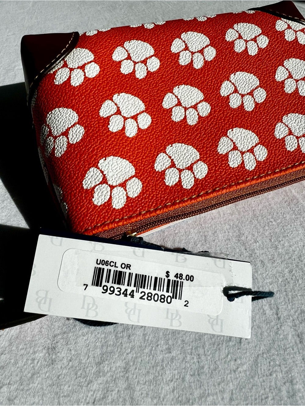 Dooney & Bourke Clemson Leather zipped wristlet - Picture 3 of 9